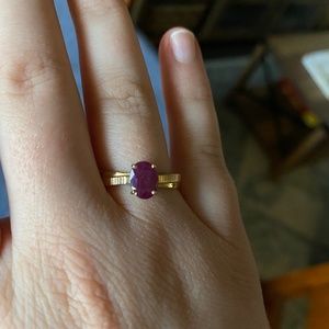 Gold garnet ring